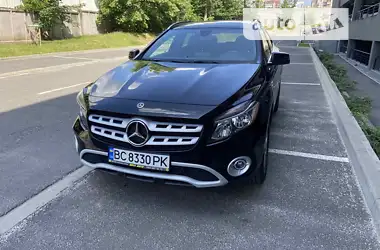 Mercedes-Benz GLA-Class 2018 - пробіг 27 тис. км