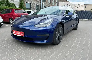 Tesla Model 3 2018 - пробіг 77 тис. км