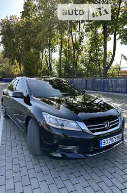 Honda Accord 2013 - пробіг 143 тис. км