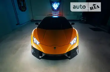 Lamborghini Huracan 2021 - пробіг 11 тис. км