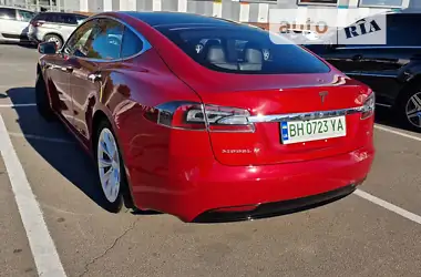 Tesla Model S  2017 - пробег 134 тыс. км