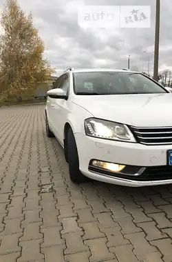 Volkswagen Passat  2012 - пробег 265 тыс. км
