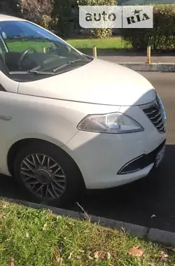 Lancia Ypsilon 2013 - пробіг 101 тис. км