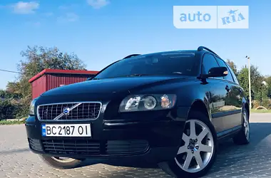 Volvo V50 2005 - пробег 215 тыс. км