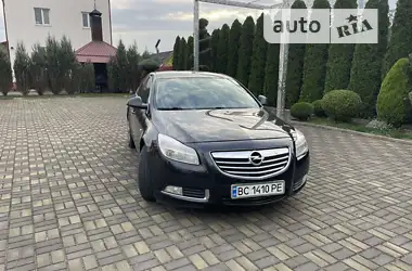 Opel Insignia 2011 - пробіг 254 тис. км