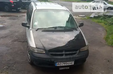 Chrysler Voyager 2000 - пробіг 271 тис. км