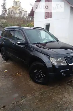 Suzuki Grand Vitara 2008 - пробег 223 тыс. км