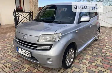 Daihatsu Materia 2007 - пробег 215 тыс. км