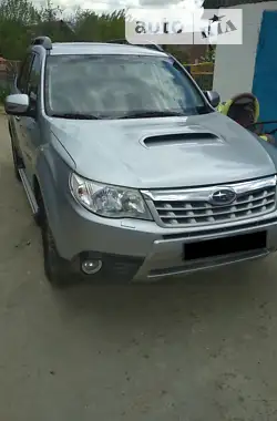 Subaru Forester 2012 - пробег 302 тыс. км