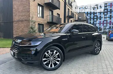 Volkswagen Touareg 2019 - пробіг 64 тис. км