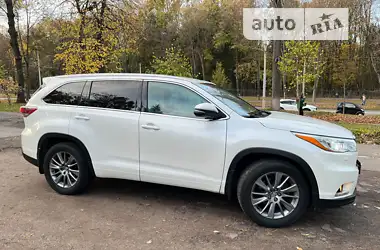 Toyota Highlander 2016 - пробіг 127 тис. км