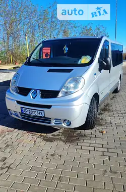 Renault Trafic 2011 - пробег 228 тыс. км