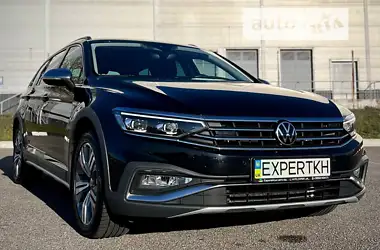 Volkswagen Passat Alltrack  2020 - пробег 140 тыс. км