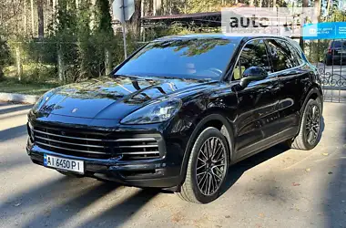 Porsche Cayenne 2018 - пробіг 97 тис. км