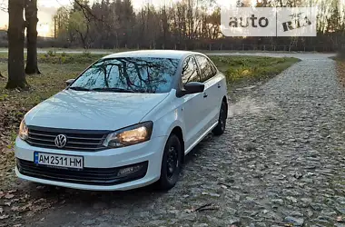 Volkswagen Polo 2017 - пробіг 245 тис. км