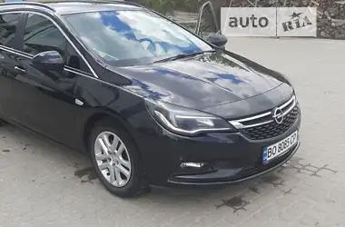 Opel Astra 2016 - пробіг 260 тис. км