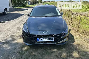 Hyundai Elantra 2021 - пробіг 36 тис. км