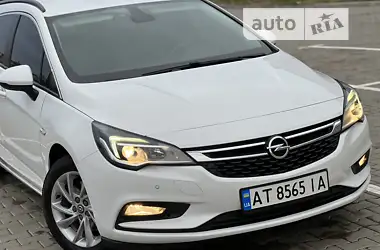 Opel Astra 2019 - пробег 150 тыс. км