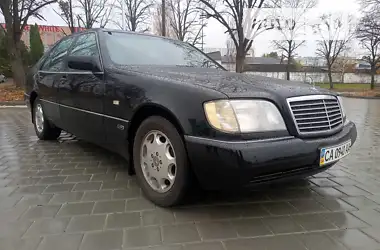 Mercedes-Benz S-Class 1993 - пробег 280 тыс. км