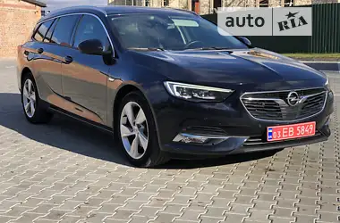 Opel Insignia 2018 - пробег 201 тыс. км