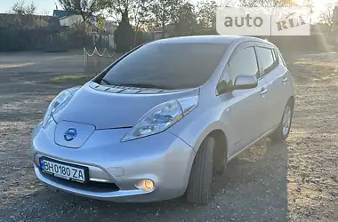 Nissan Leaf 2011 - пробіг 145 тис. км