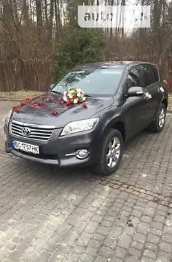 Toyota RAV4 2011 - пробіг 211 тис. км