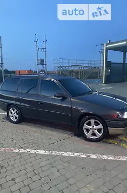 Opel Astra 1996 - пробіг 150 тис. км