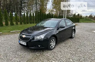 Chevrolet Cruze 2012 - пробег 198 тыс. км