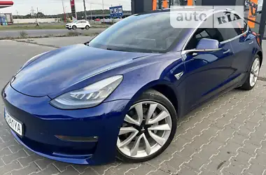 Tesla Model 3 2018 - пробег 98 тыс. км
