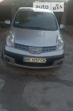 Nissan Note 2006 - пробег 330 тыс. км