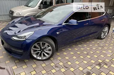 Tesla Model 3 2018 - пробіг 125 тис. км