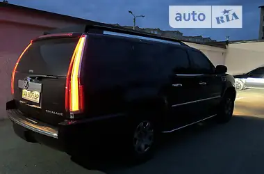 Cadillac Escalade ESV Luxury 2007 - пробіг 180 тис. км