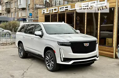 Cadillac Escalade PLATINUM SPORT 2022 - пробег 1 тыс. км