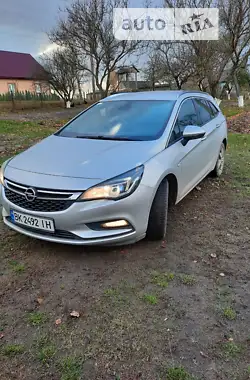 Opel Astra  2016 - пробіг 220 тис. км