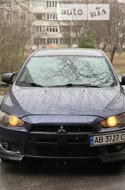 Mitsubishi Lancer  2007 - пробег 293 тыс. км