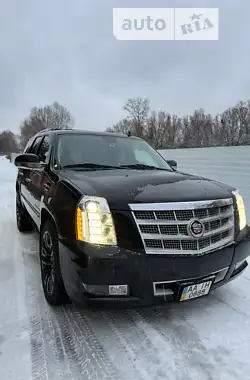 Cadillac Escalade PLATINUM 2013 - пробег 250 тыс. км