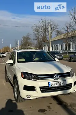 Volkswagen Touareg 2011 - пробег 147 тыс. км