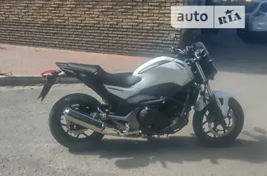 Honda NC 750S 2016 - пробег 11 тыс. км