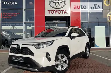 Toyota RAV4 2020 - пробіг 119 тис. км