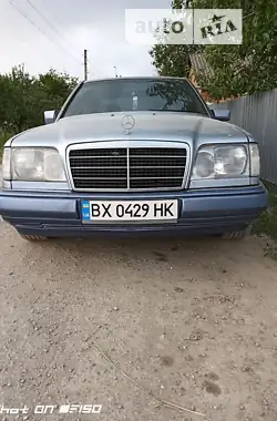 Mercedes-Benz E-Class 1993 - пробег 450 тыс. км