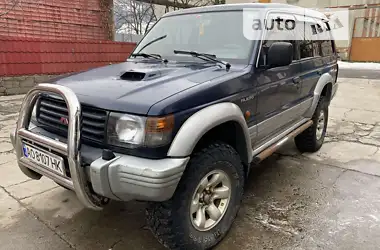 Mitsubishi Pajero 1996 - пробег 325 тыс. км