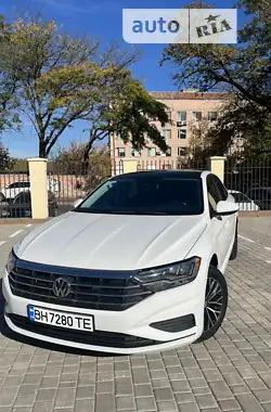 Volkswagen Jetta 2019 - пробіг 122 тис. км