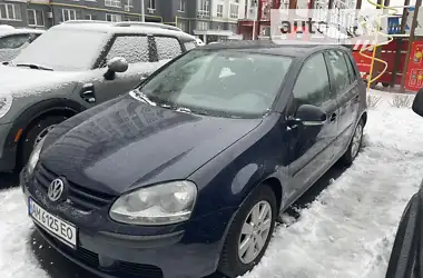 Volkswagen Golf 2004 - пробіг 220 тис. км