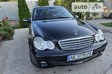 Mercedes-Benz C-Class 2006 - пробіг 230 тис. км