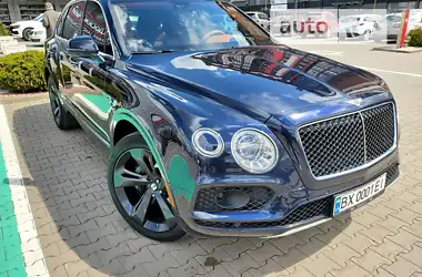 Bentley Bentayga 2018 - пробег 121 тыс. км