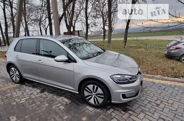 Volkswagen e-Golf  2018 - пробіг 107 тис. км