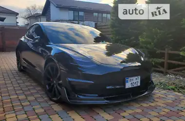 Tesla Model 3  2018 - пробіг 44 тис. км