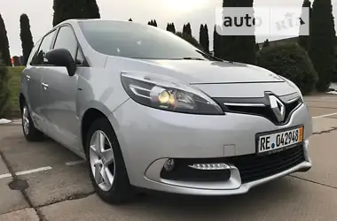 Renault Grand Scenic 2015 - пробіг 215 тис. км