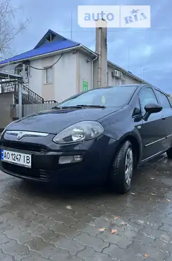 Fiat Punto 2011 - пробіг 227 тис. км