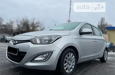 Hyundai i20 2012 - пробіг 173 тис. км